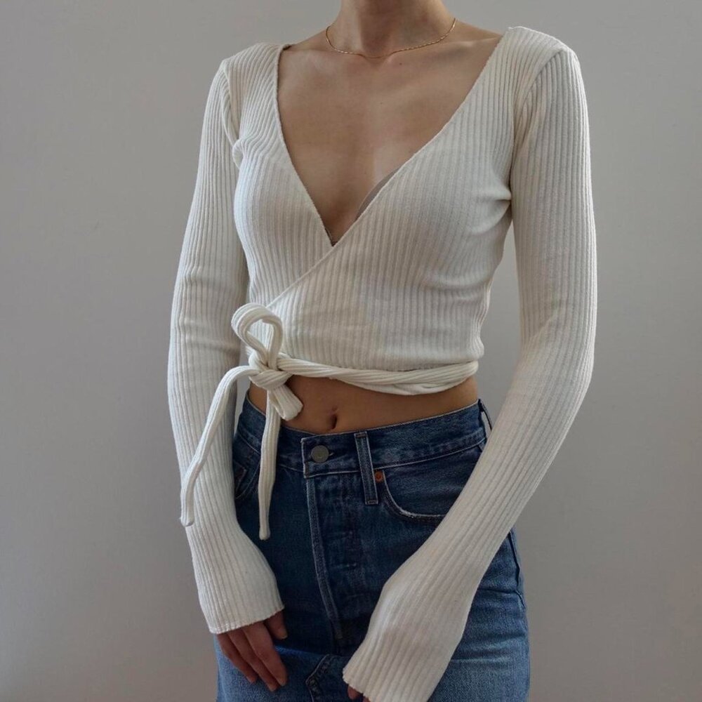Are You Am I Ciel Wrap Top White M New